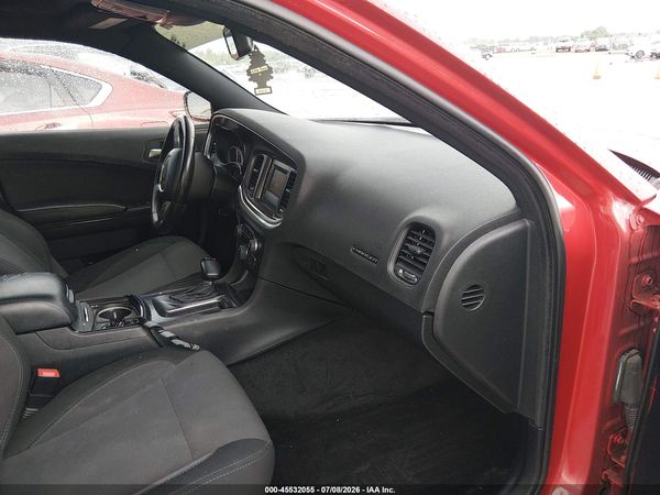 2016 DODGE CHARGER SE