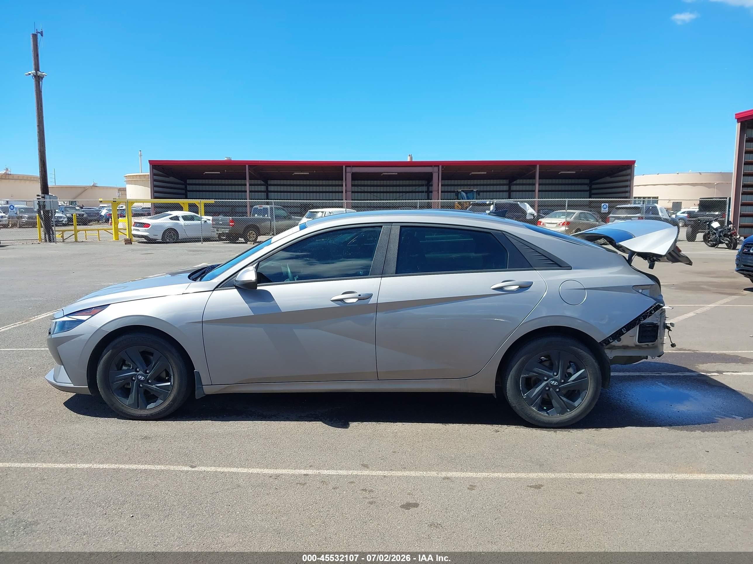 2023 HYUNDAI ELANTRA SEL