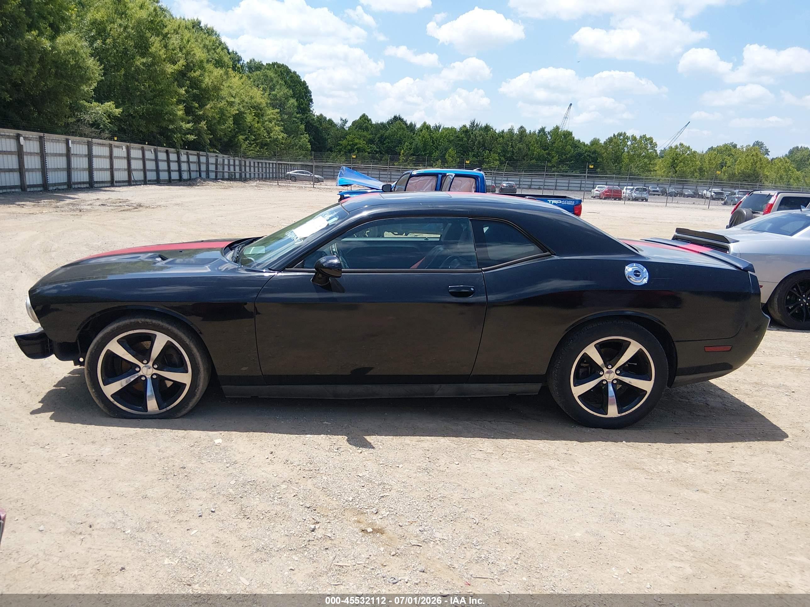 2014 DODGE CHALLENGER SXT