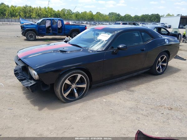 2014 DODGE CHALLENGER SXT