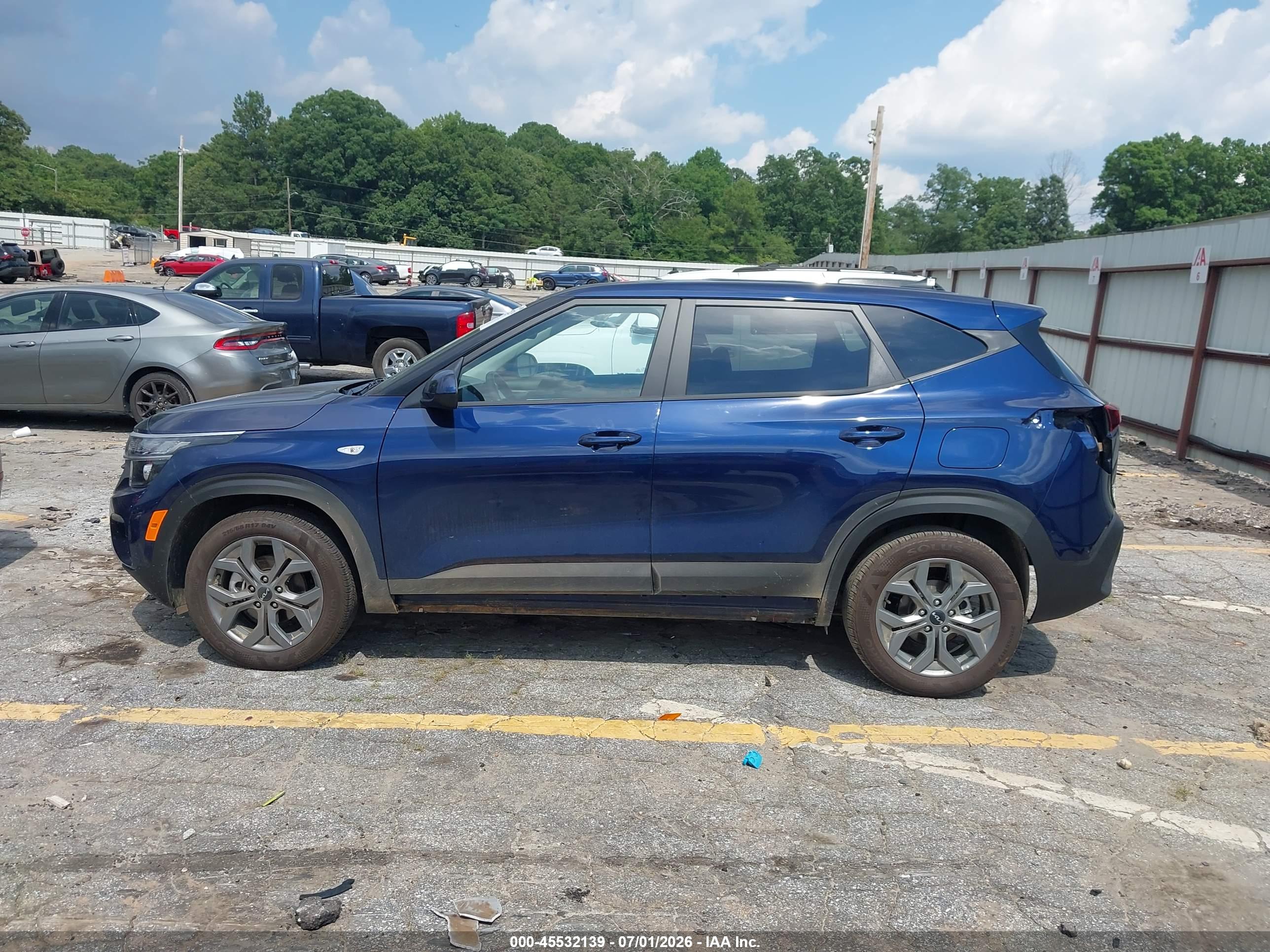2026 KIA SELTOS LX