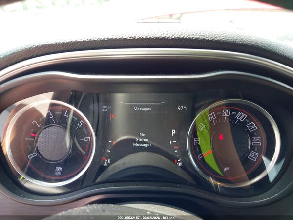 2017 DODGE CHALLENGER SXT
