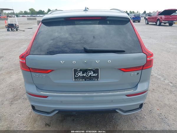 2025 VOLVO XC60 B5 CORE