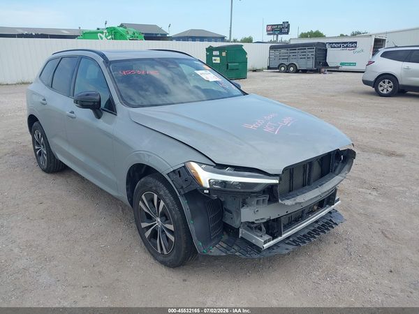 2025 VOLVO XC60 B5 CORE