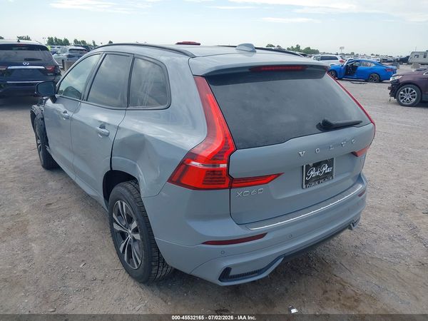 2025 VOLVO XC60 B5 CORE