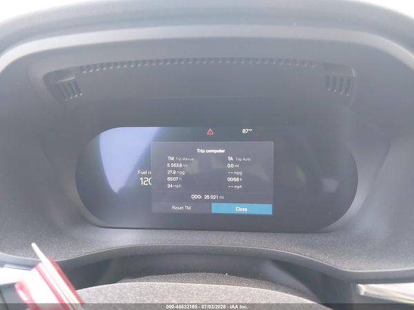 2025 VOLVO XC60 B5 CORE