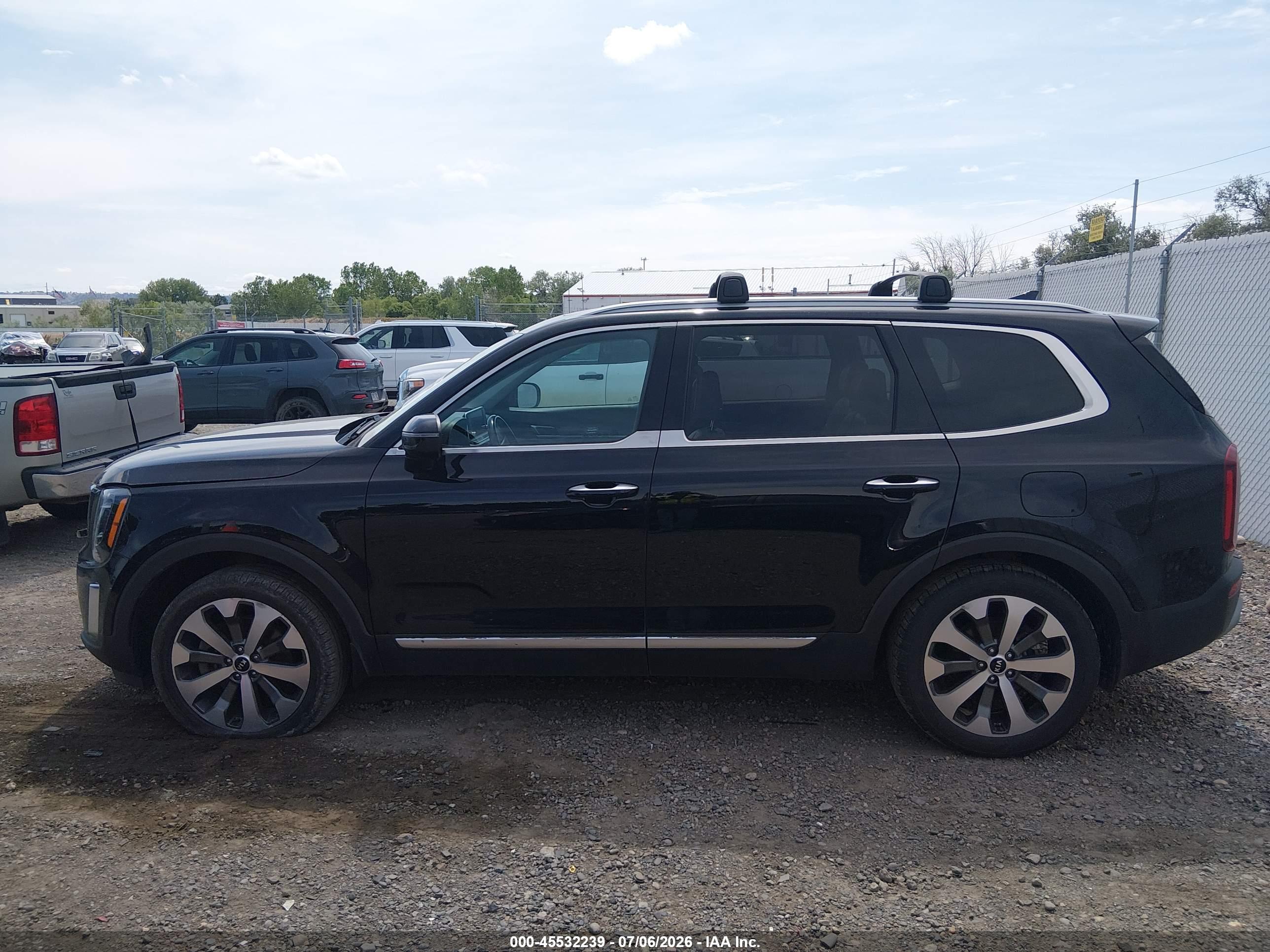2020 KIA TELLURIDE S