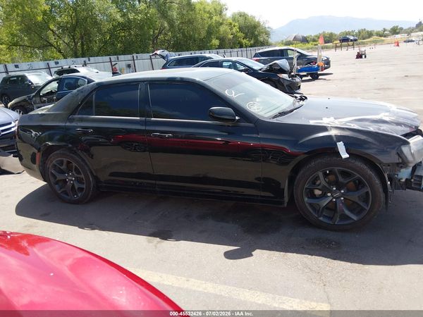 2023 CHRYSLER 300 TOURING