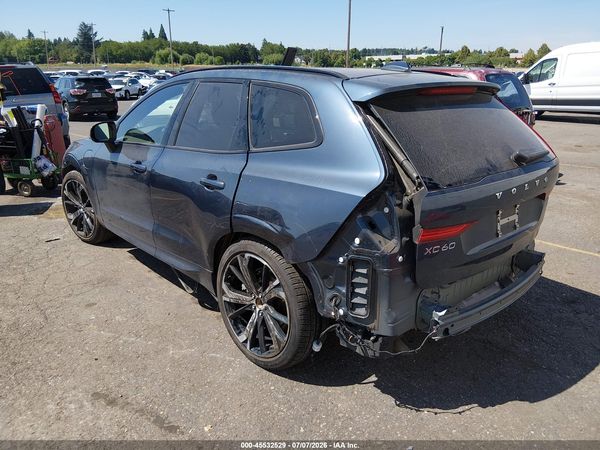 2024 VOLVO XC60 RECHARGE PLUG-IN HYBRID T8 ULTIMATE DARK THEME