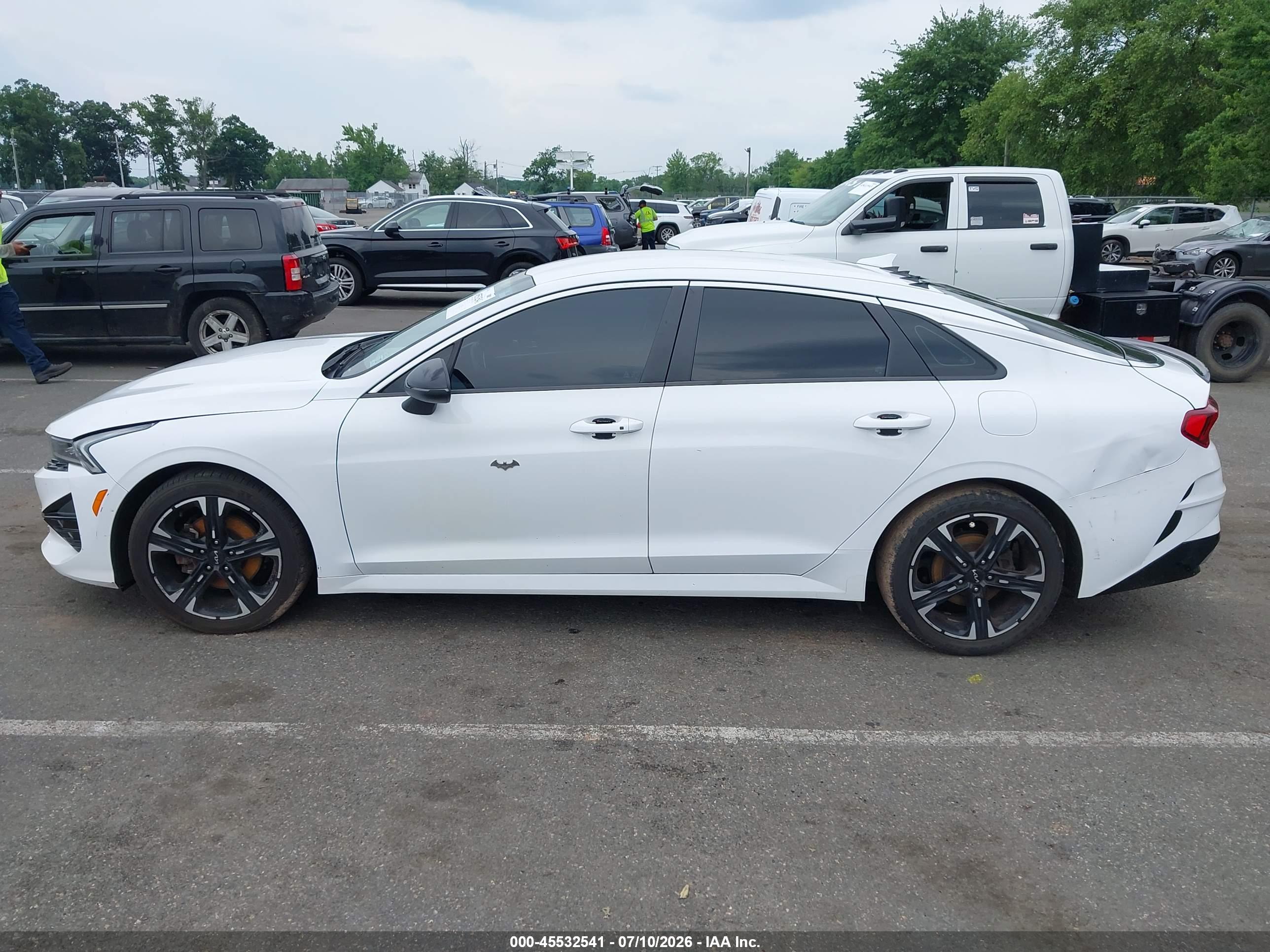 2022 KIA K5 GT-LINE