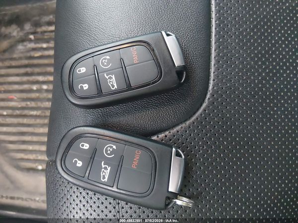 2020 JEEP CHEROKEE LIMITED 4X4