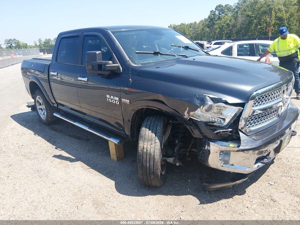 2017 RAM 1500 LARAMIE  4X4 5'7 BOX