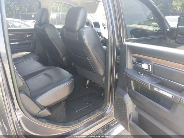 2017 RAM 1500 LARAMIE  4X4 5'7 BOX