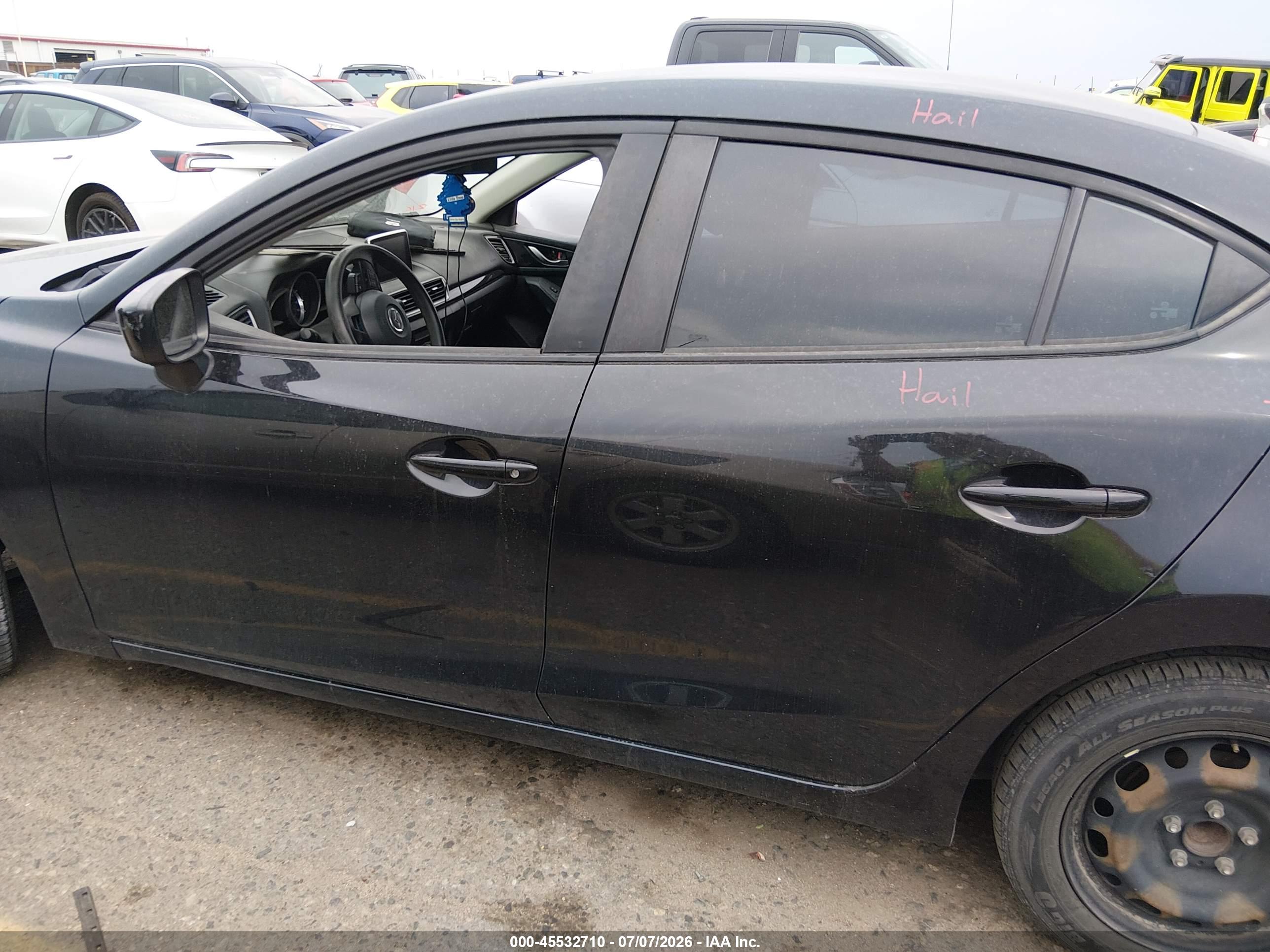 2016 MAZDA MAZDA3 I SPORT
