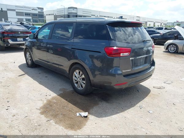 2016 KIA SEDONA LX