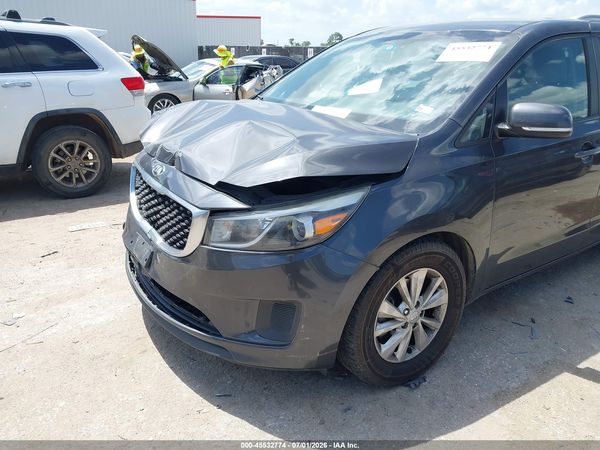 2016 KIA SEDONA LX