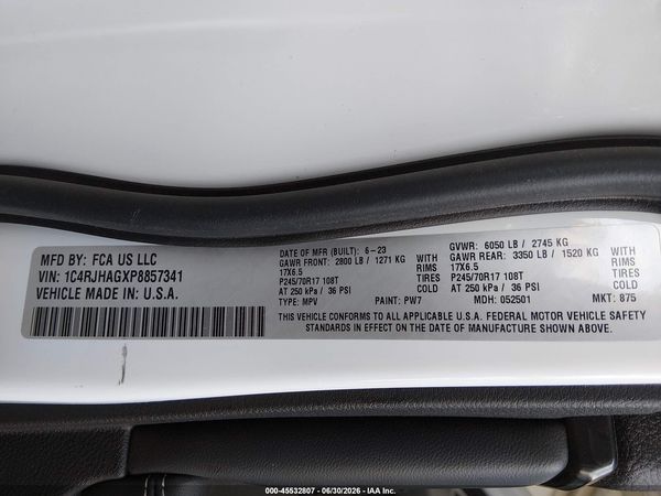 2023 JEEP GRAND CHEROKEE LAREDO 4X4