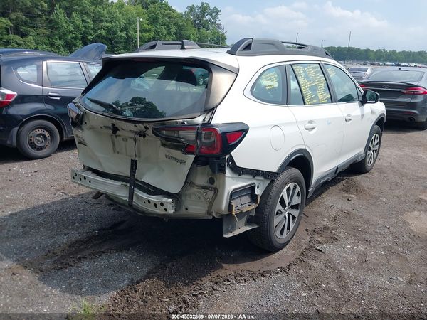 2020 SUBARU OUTBACK Base