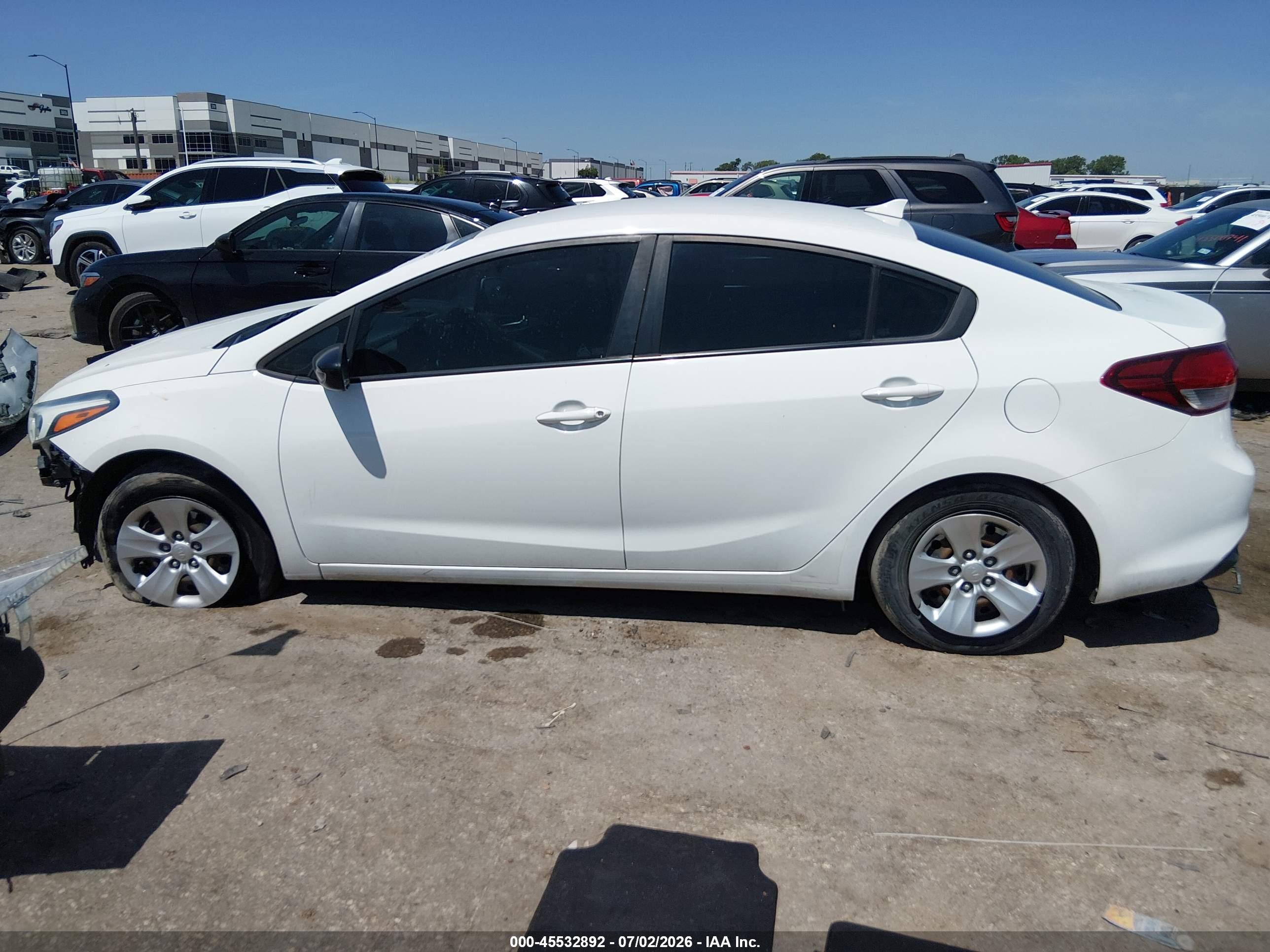 2018 KIA FORTE LX