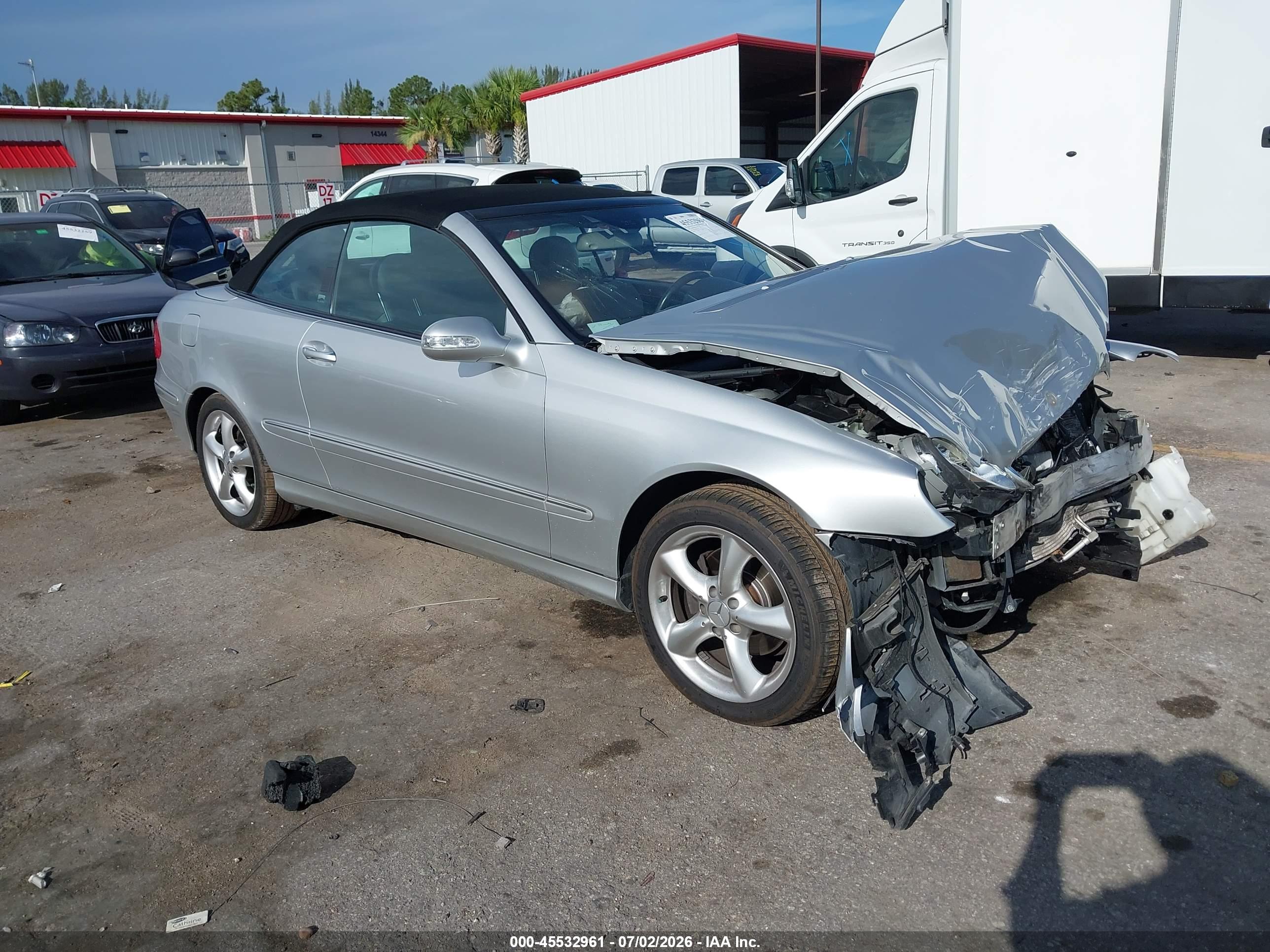 2005 MERCEDES-BENZ CLK 320 CLK320A