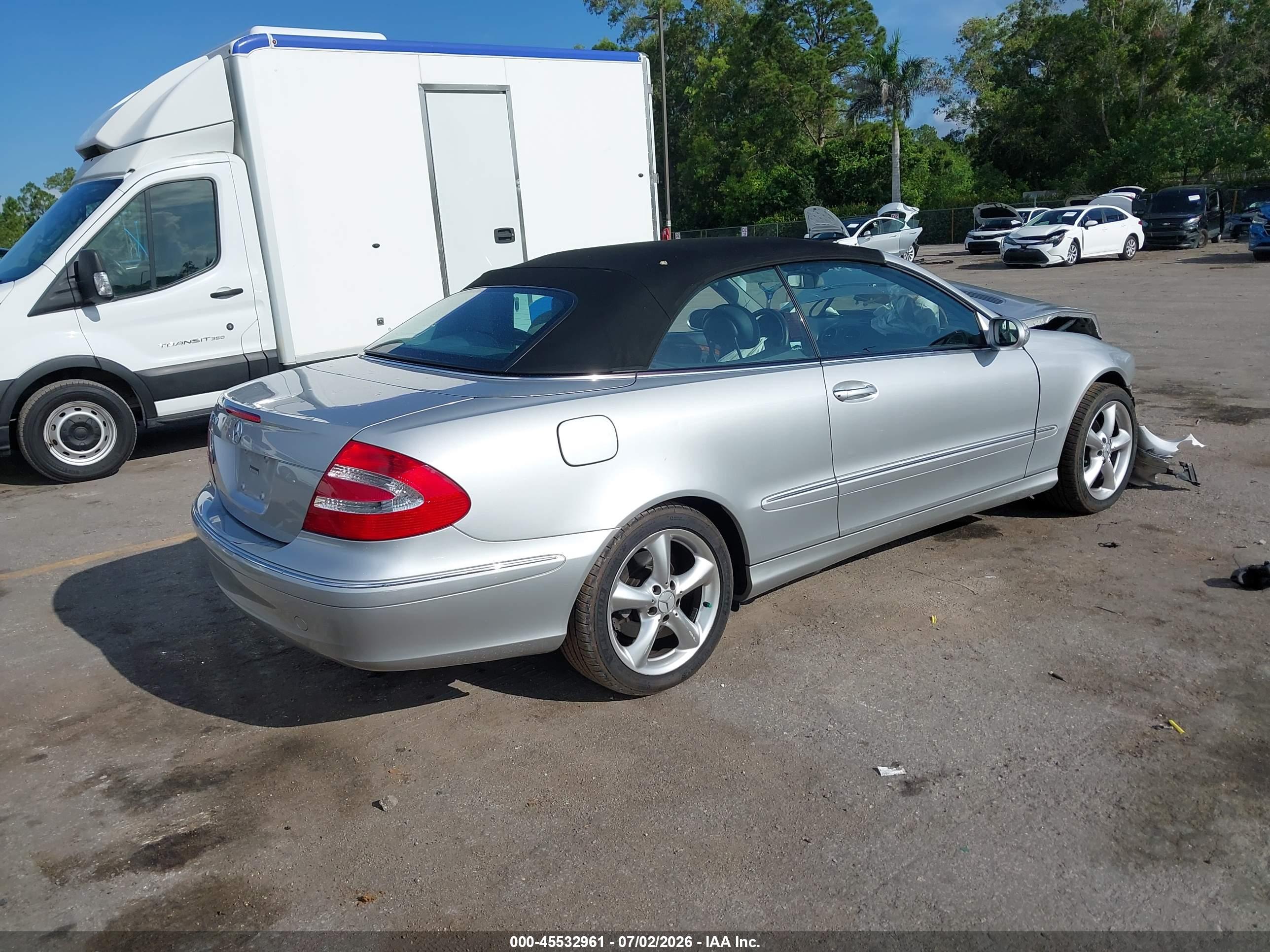 2005 MERCEDES-BENZ CLK 320 CLK320A