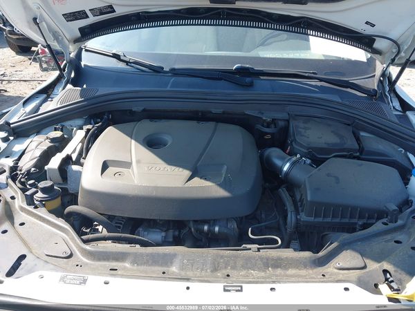 2017 VOLVO XC60 T5 INSCRIPTION