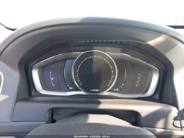 2017 VOLVO XC60 T5 INSCRIPTION