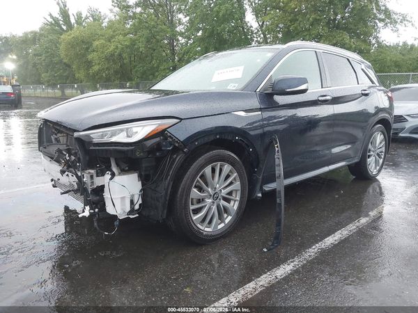 2023 INFINITI QX50 LUXE AWD