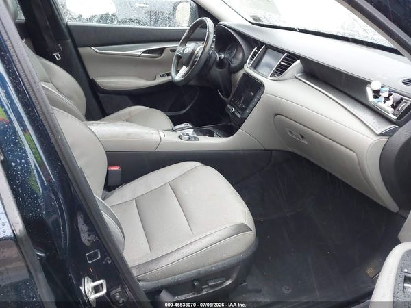 2023 INFINITI QX50 LUXE AWD
