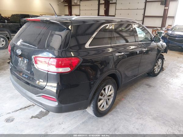 2017 KIA SORENTO 2.4L LX