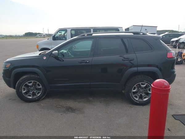 2019 JEEP CHEROKEE TRAILHAWK 4X4