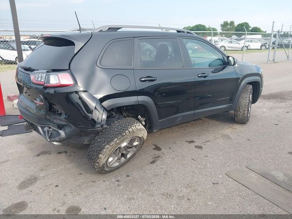 2019 JEEP CHEROKEE TRAILHAWK 4X4