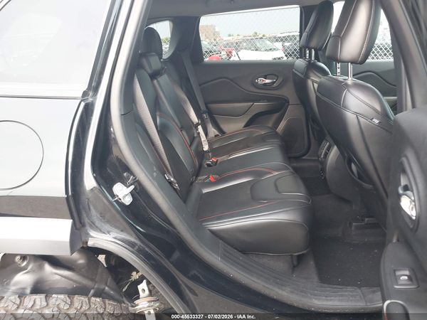 2019 JEEP CHEROKEE TRAILHAWK 4X4