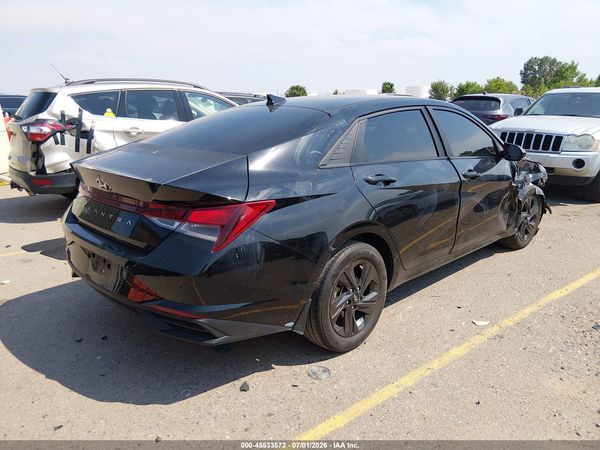 2022 HYUNDAI ELANTRA SEL