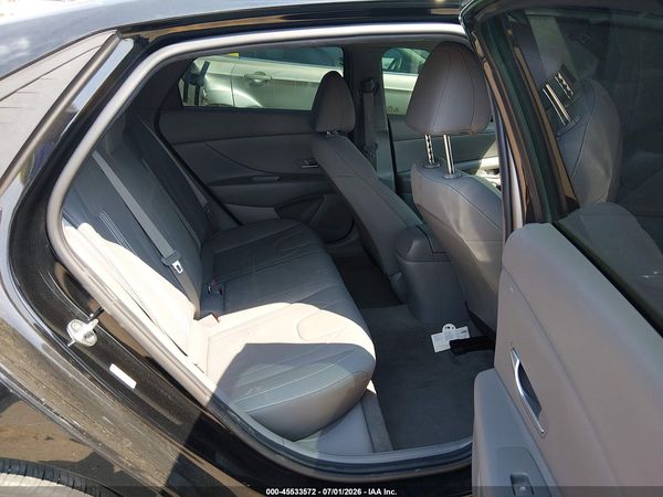 2022 HYUNDAI ELANTRA SEL