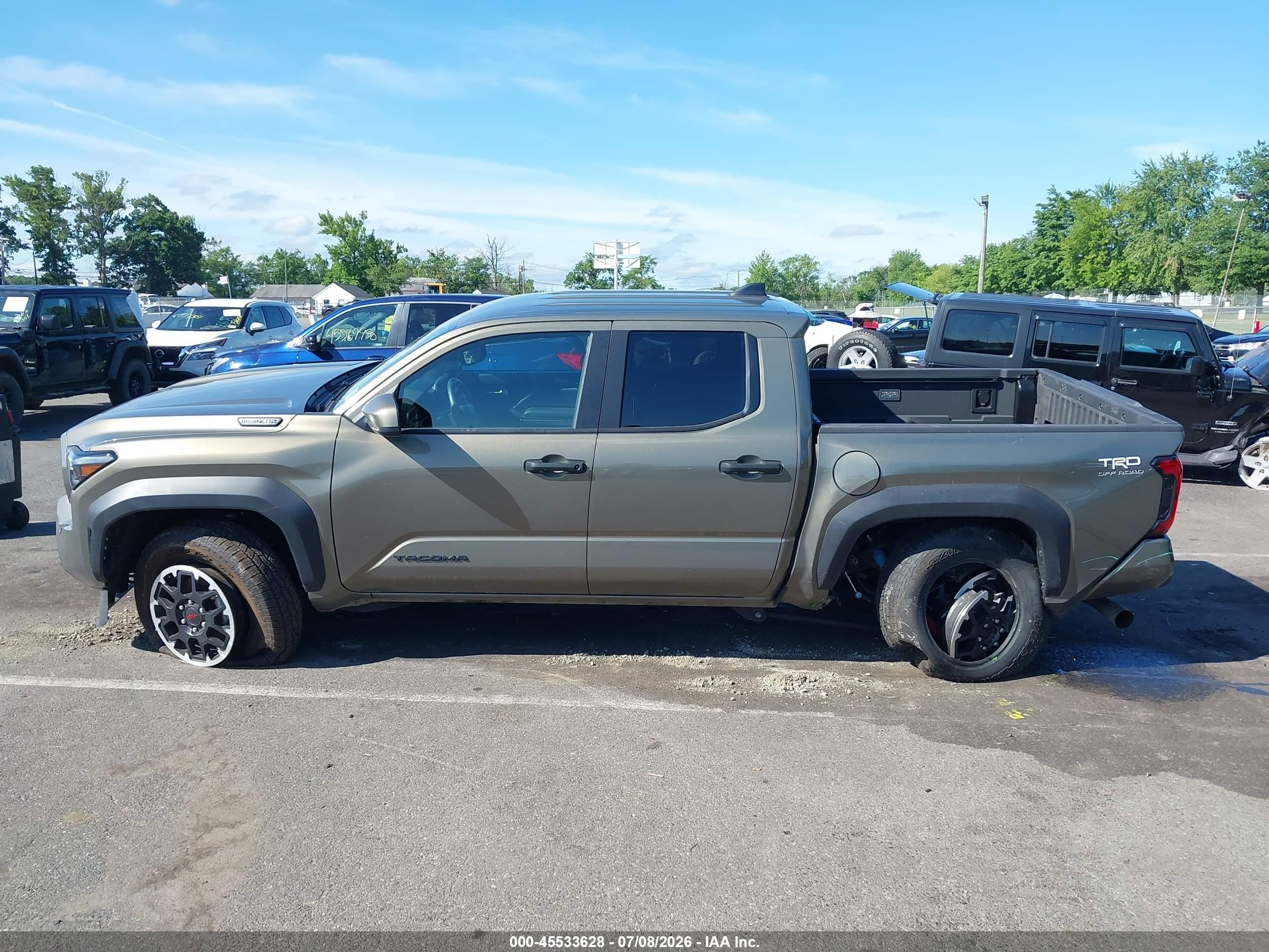 2025 TOYOTA TACOMA HYBRID TRD OFF ROAD