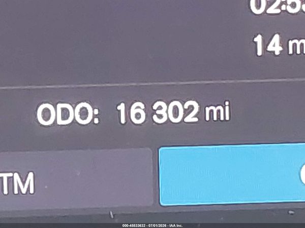 2024 VOLVO XC40 B5 PLUS BRIGHT THEME
