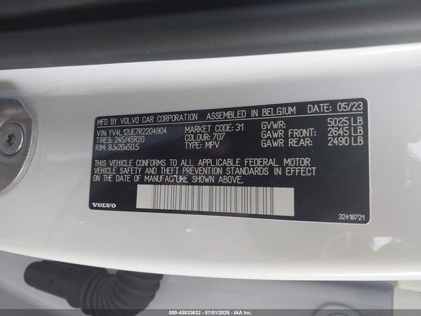 2024 VOLVO XC40 B5 PLUS BRIGHT THEME