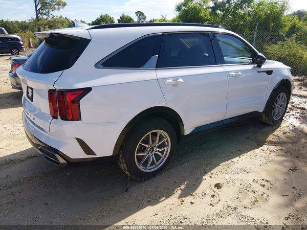 2022 KIA SORENTO S