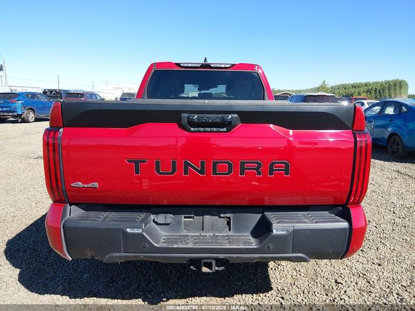 2022 TOYOTA TUNDRA SR5