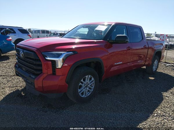 2022 TOYOTA TUNDRA SR5