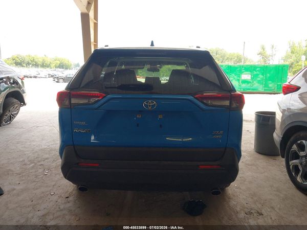 2019 TOYOTA RAV4 XLE
