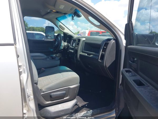 2018 RAM 3500 TRADESMAN  4X4 8' BOX