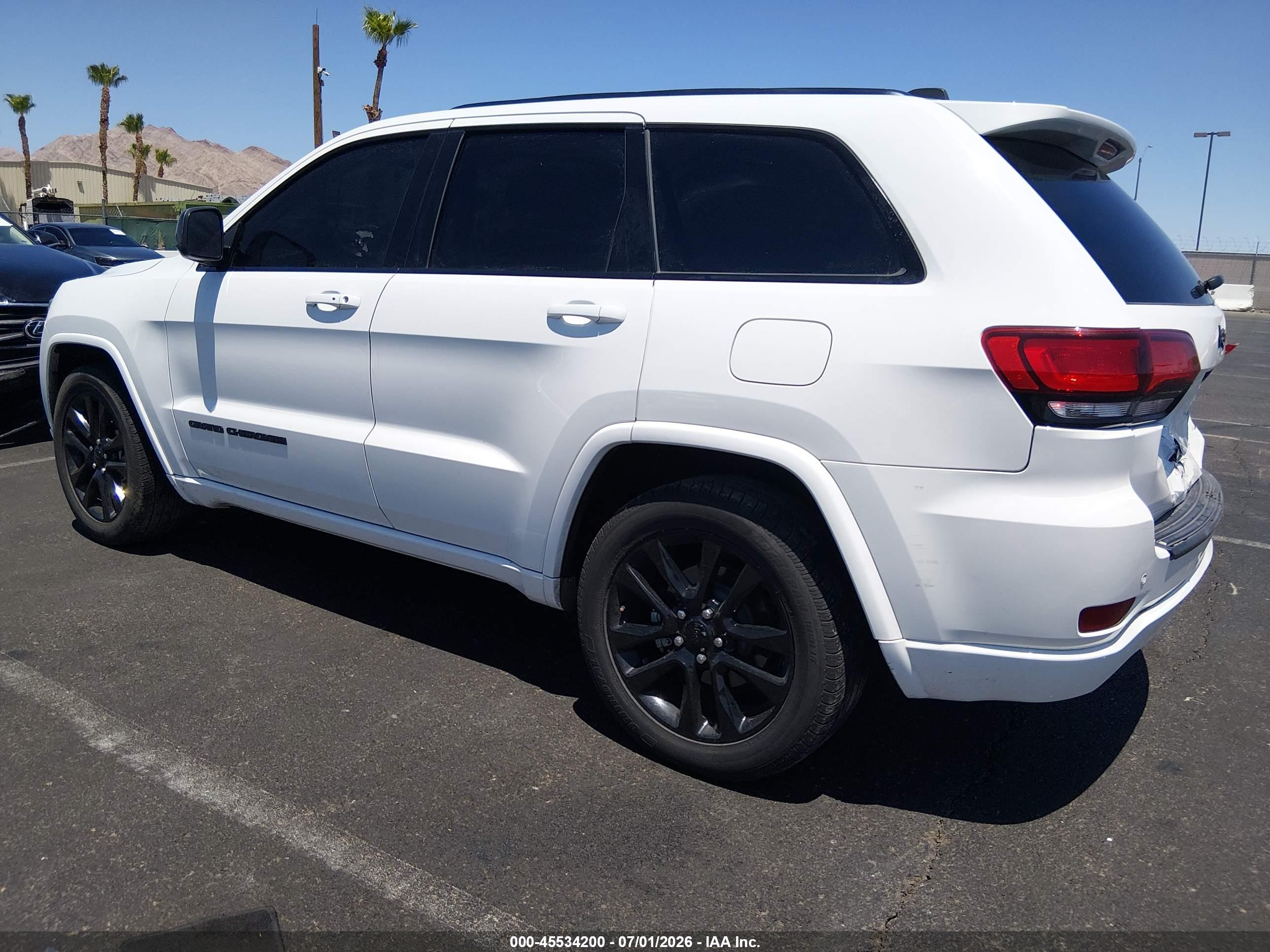 2019 JEEP GRAND CHEROKEE ALTITUDE 4X2