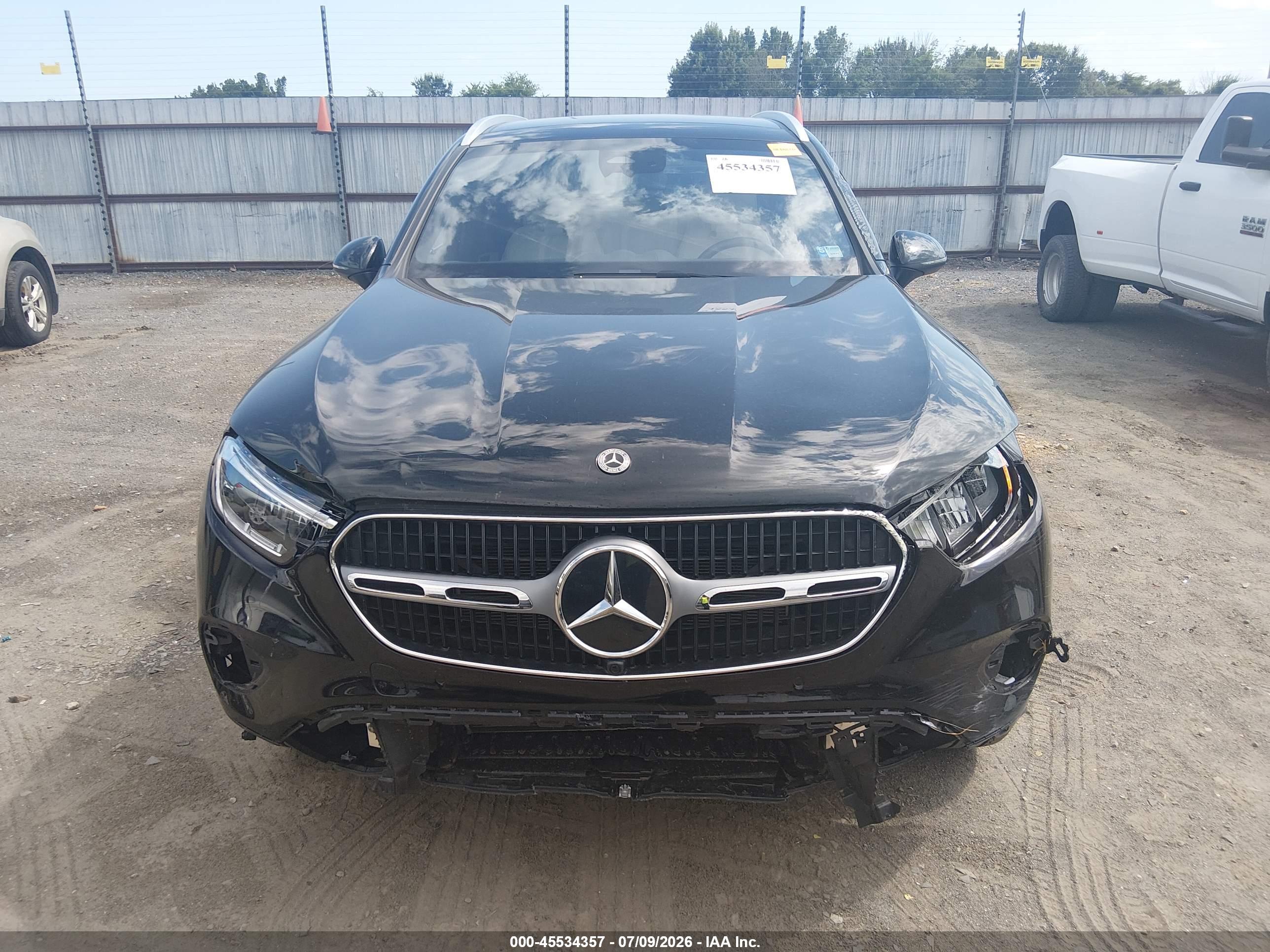 2024 MERCEDES-BENZ GLC 300 4MATIC SUV