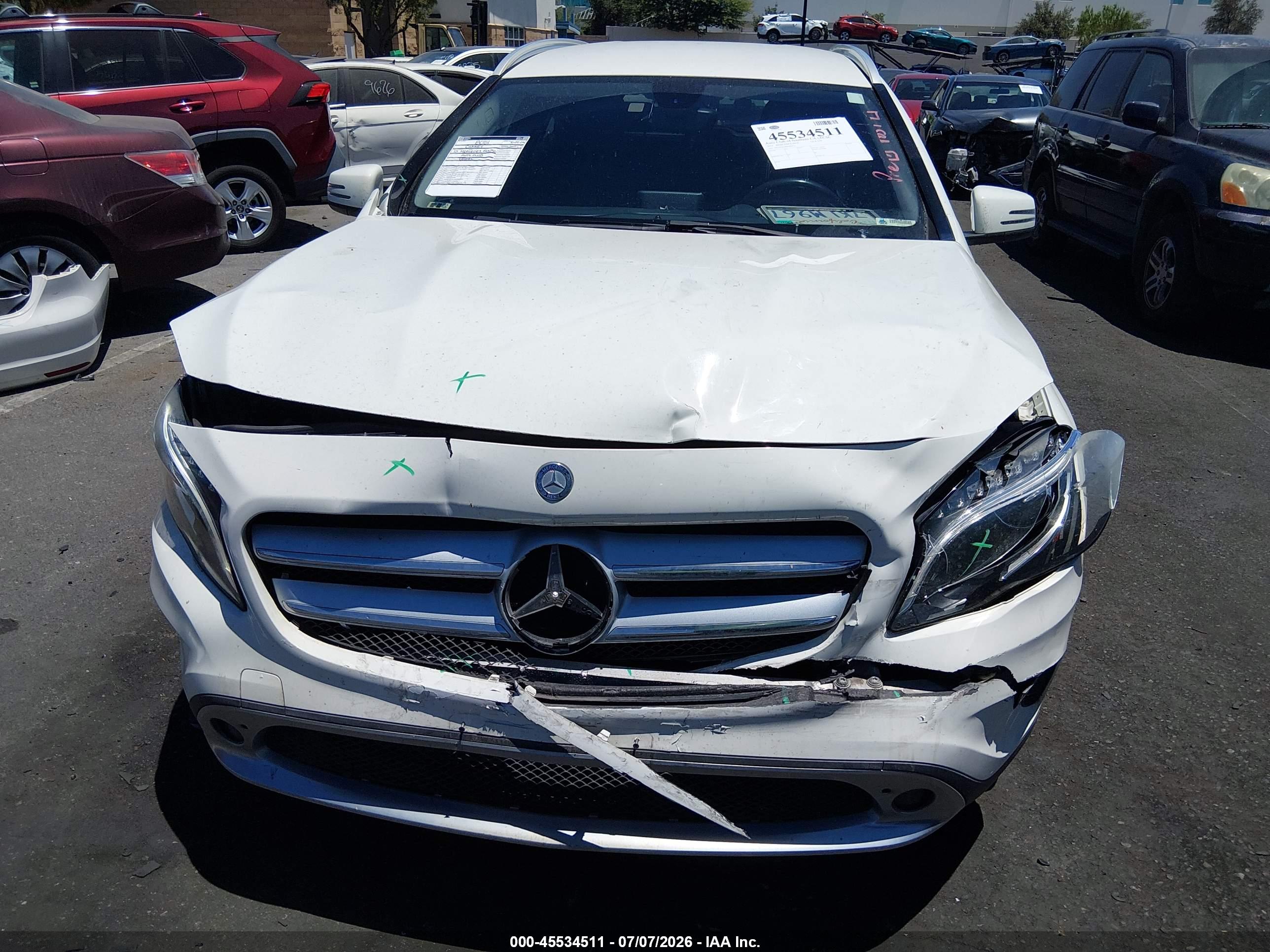 2015 MERCEDES-BENZ GLA 250 4MATIC