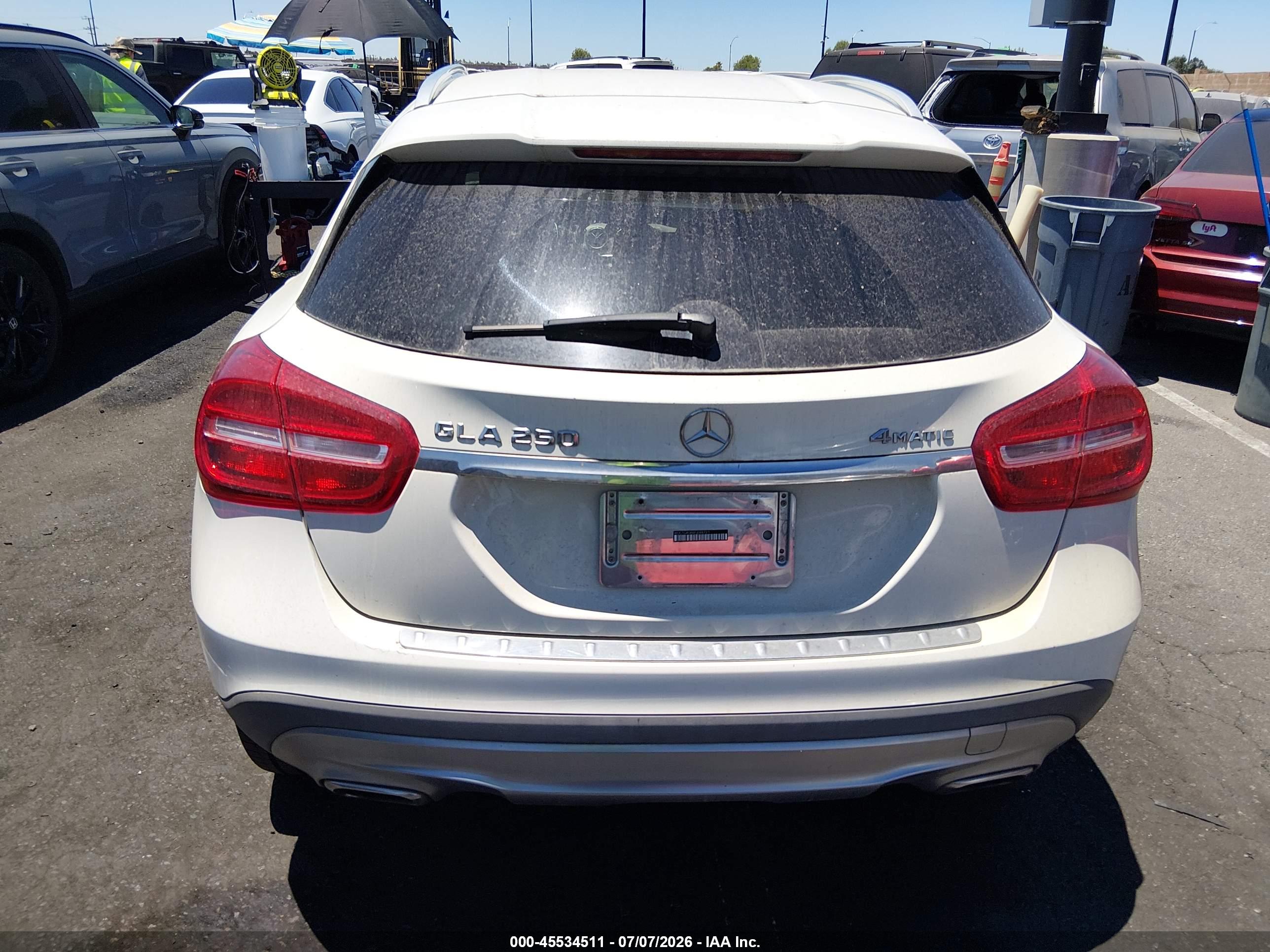 2015 MERCEDES-BENZ GLA 250 4MATIC