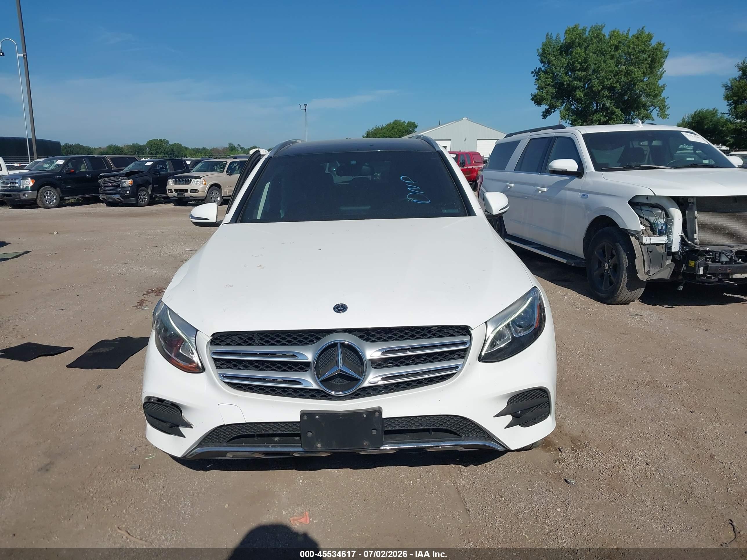 2019 MERCEDES-BENZ GLC 300 4MATIC