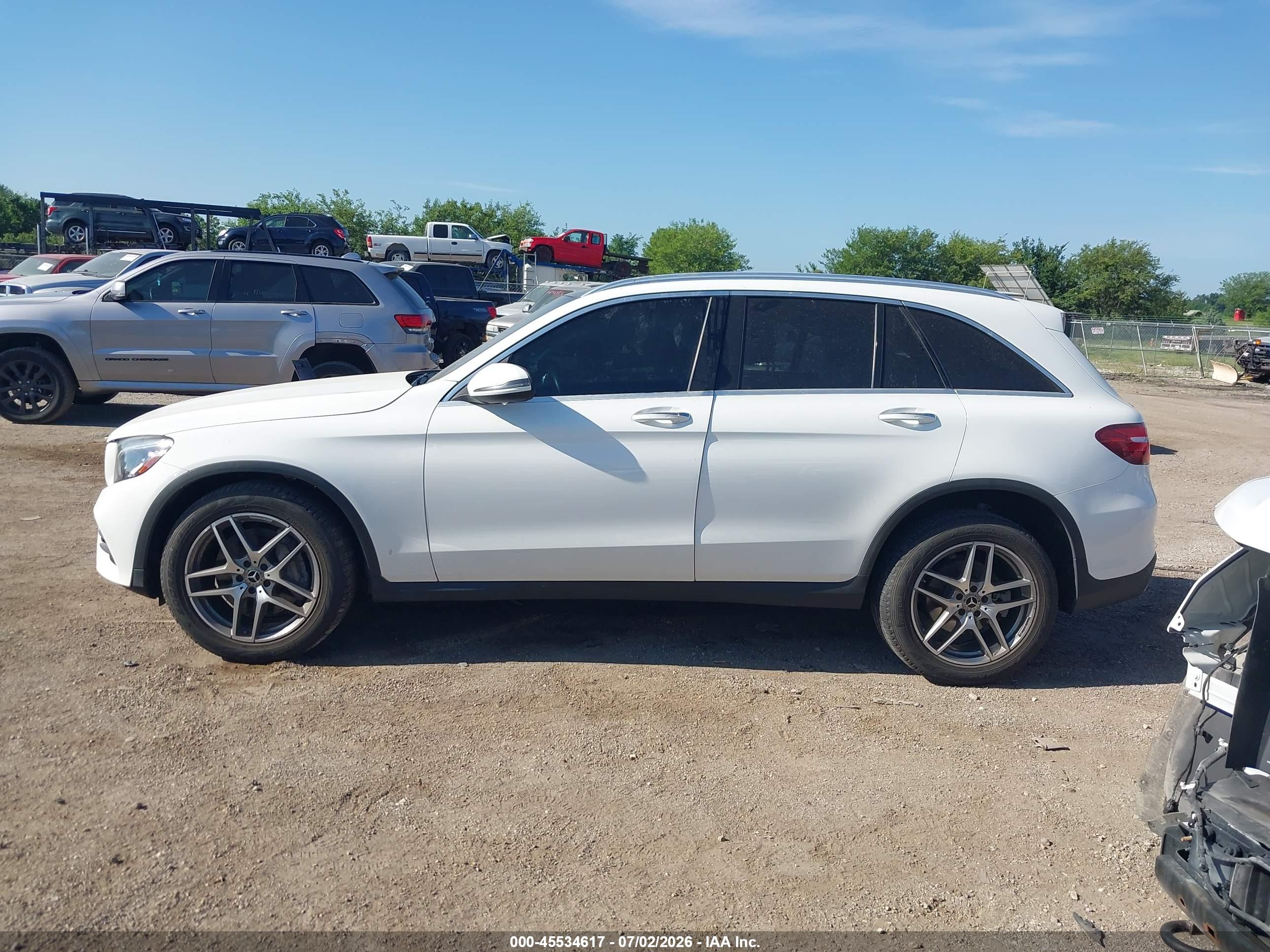 2019 MERCEDES-BENZ GLC 300 4MATIC
