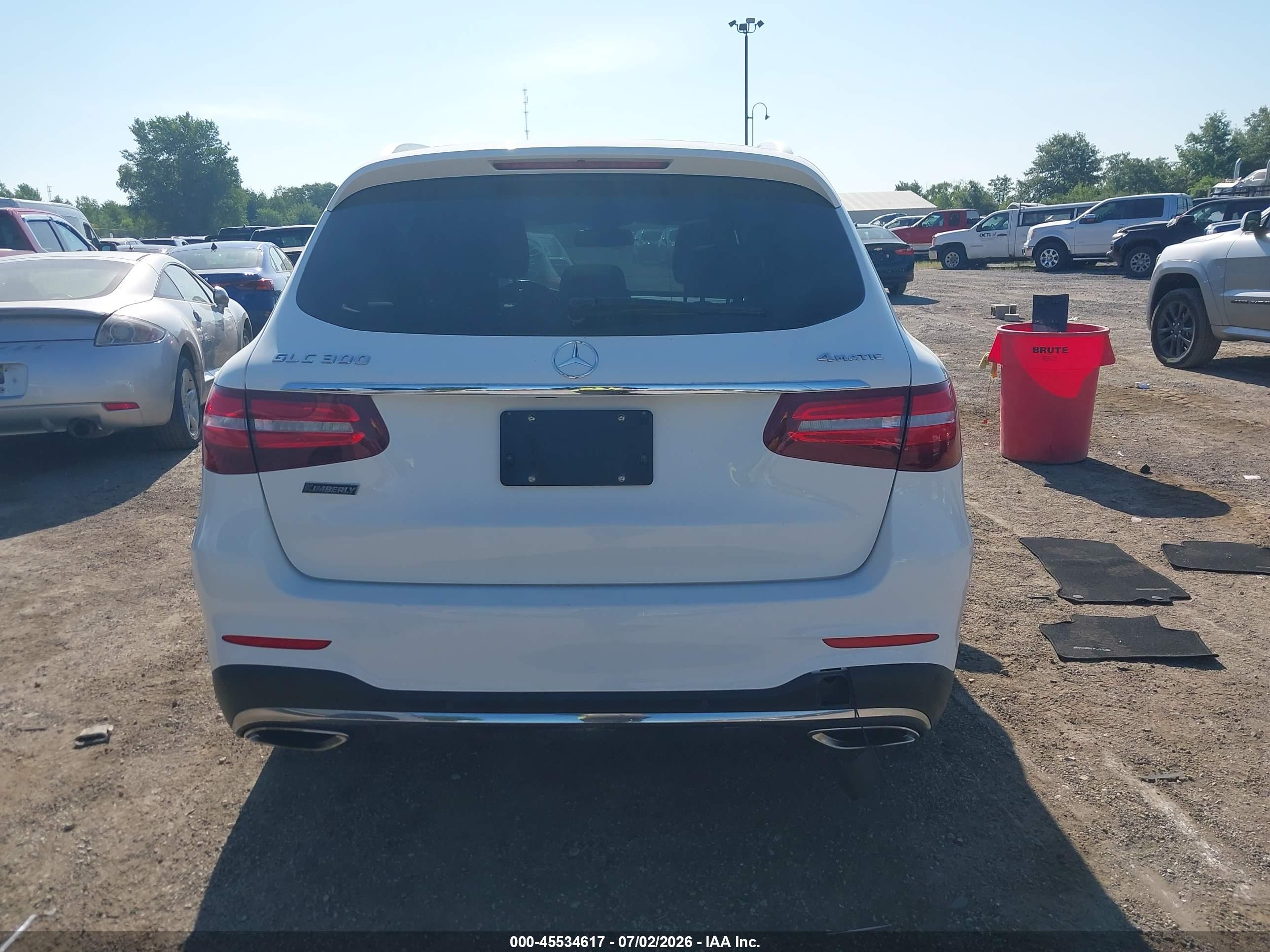 2019 MERCEDES-BENZ GLC 300 4MATIC